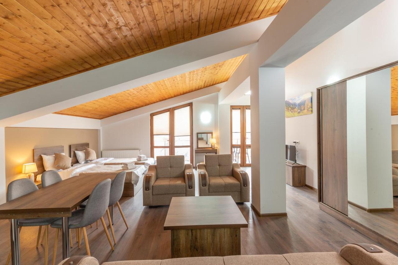 Pine Chalets By Ka Group Gudauri Exteriér fotografie